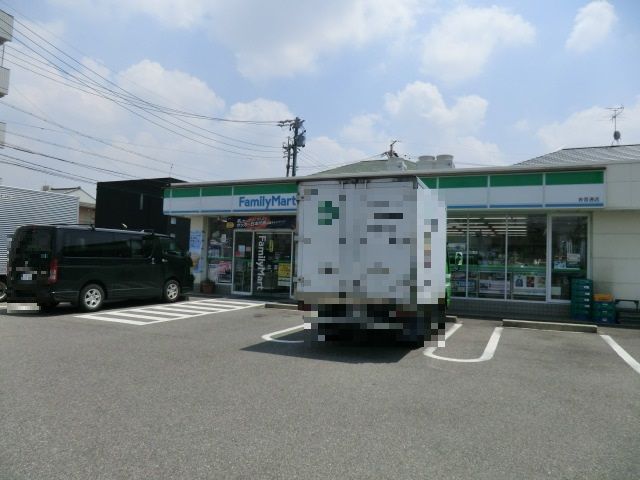 コンビニ　ファミリーマート妙音通店（コンビニ）まで583m