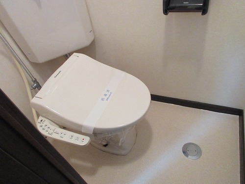 トイレ　清潔感のあるトイレです