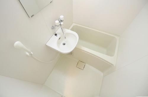 バス・シャワールーム　セパレート仕様のお風呂です♪