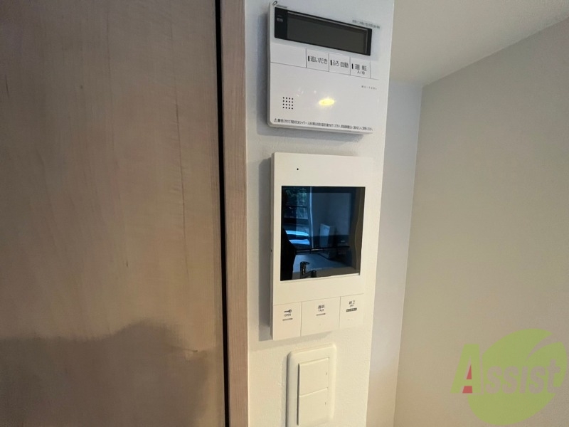 セキュリティ　ＴＶモニター付インターホンです。来客者の顔が見えるので安心！