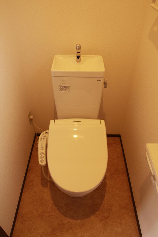 北村住宅のトイレ写真