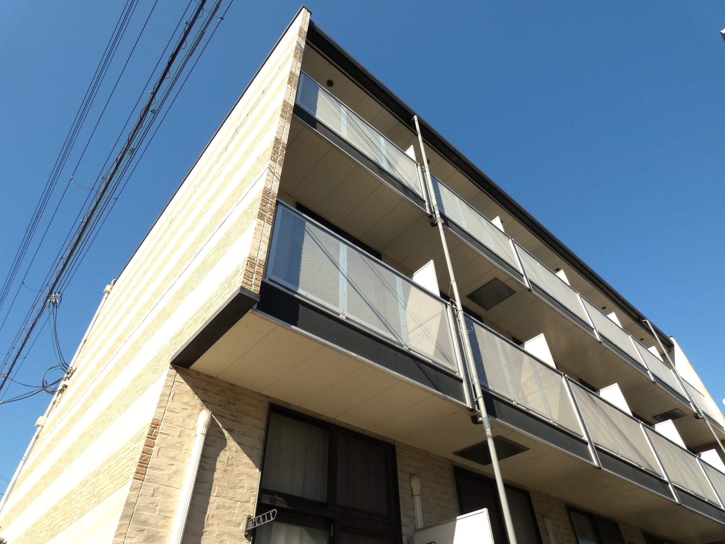 【大阪市西淀川区大和田のマンションの建物外観】