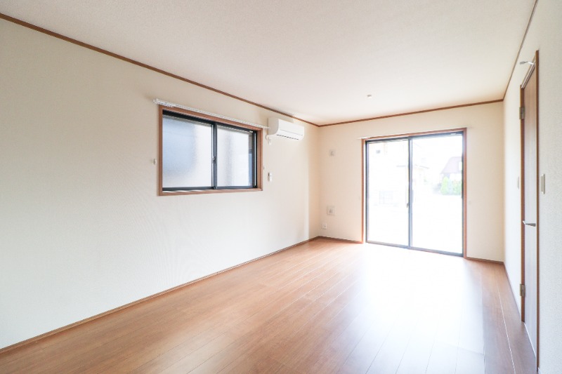 居室・リビング　図面と現状に相違がある場合には現状を優先