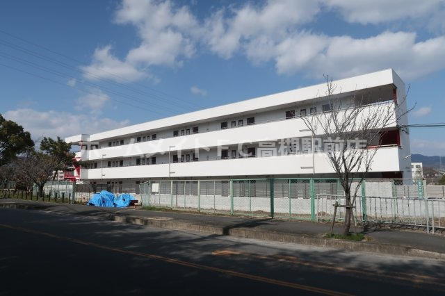 シャトーボヌゥール郡家本町の建物外観