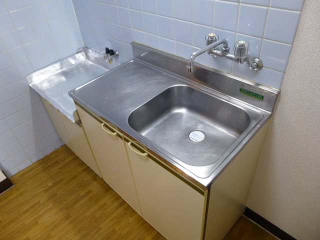 キッチン　同タイプ別の部屋の写真です