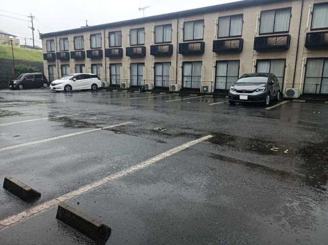 駐車場　エントランス