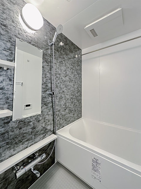 バス・シャワールーム　※写真は同タイプ住戸です。