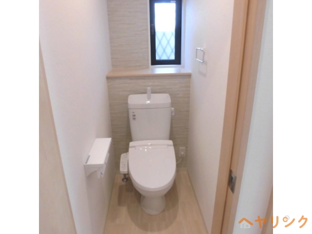 トイレ　シャワー付きトイレ