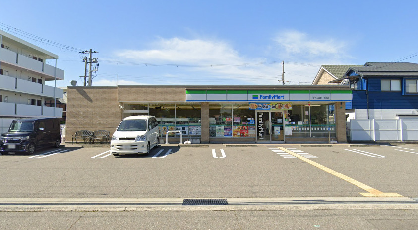 コンビニ　ファミリーマート 明石大道町一丁目店（コンビニ）まで1953m