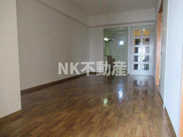 居室・リビング　居間です