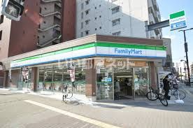 コンビニ　ファミリーマート 浪速元町三丁目店（コンビニ）まで536m