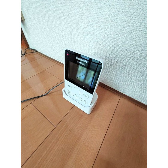 セキュリティ　カラーモニタ付きドアホンでセキュリティも安心