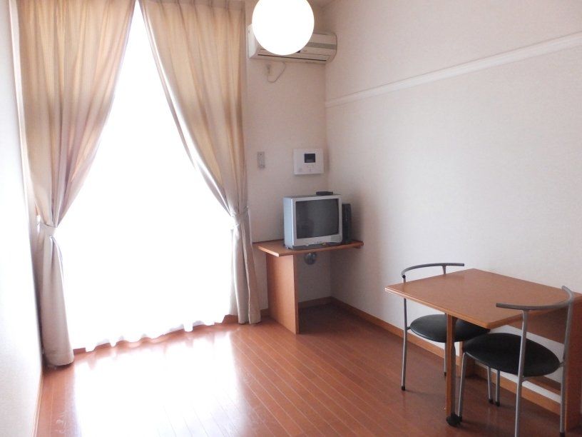 居室・リビング　フローリング仕様