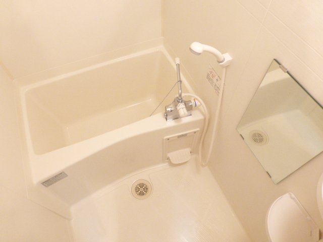 バス・シャワールーム　バス※別部屋参考写真