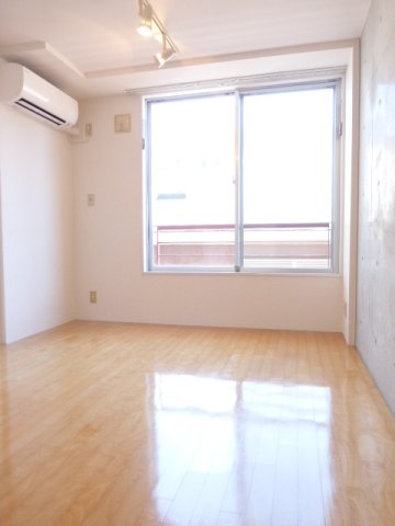 居室・リビング　居室※別部屋参考写真