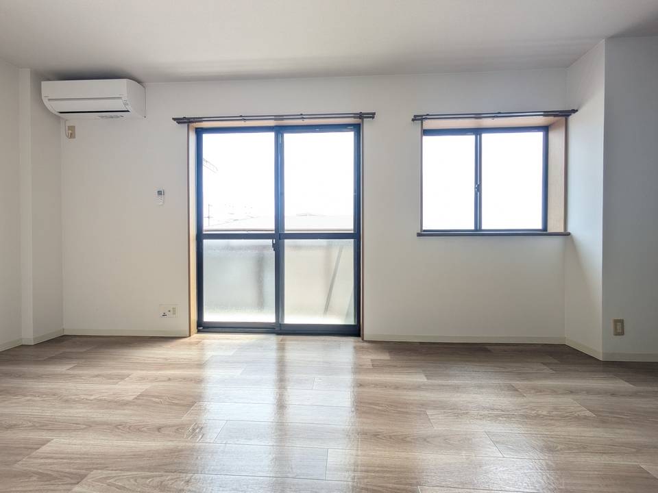 居室・リビング　リビング