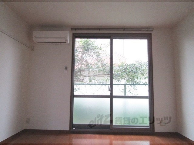 居室・リビング　居室