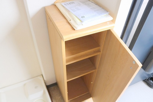 玄関　同物件別号室