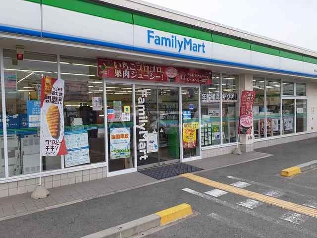 コンビニ　ファミリーマート 泉大津宮町店（コンビニ）まで390m