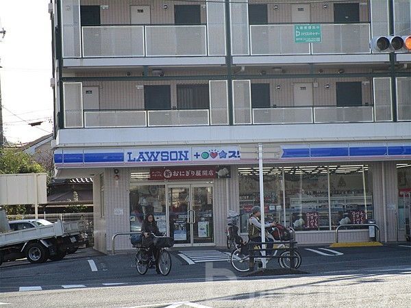 コンビニ　ローソン・スリーエフ松戸馬橋店（コンビニ）まで710m