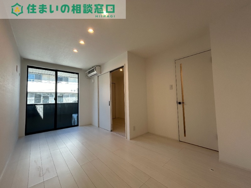 居室・リビング　同型