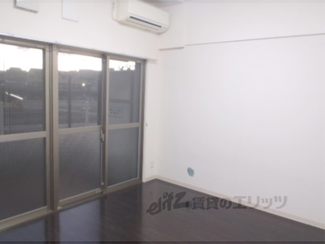 居室・リビング　洋室