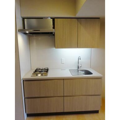 キッチン　同物件別部屋参考写真