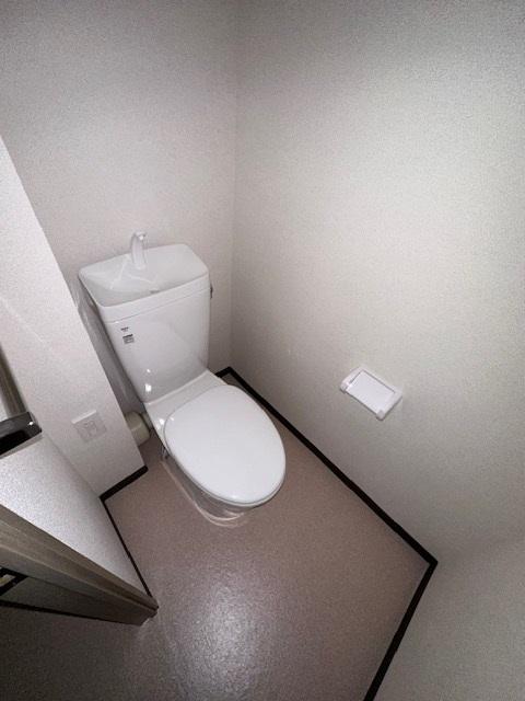 トイレ　参考写真