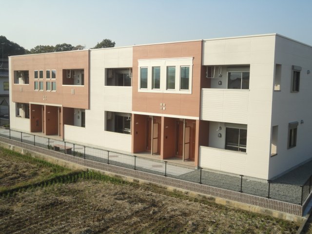 建物外観　外観写真（昼）