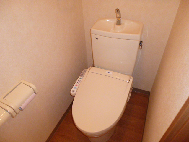 トイレ　ウォシュレット