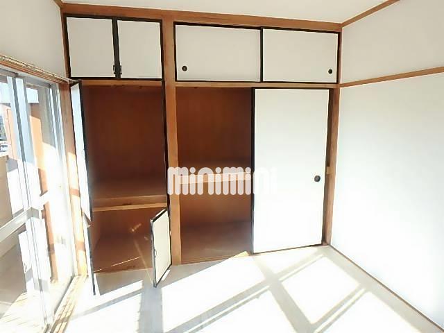 収納　西側洋室　収納