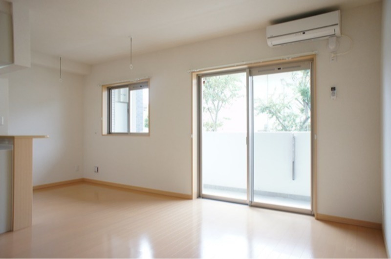 居室・リビング　図面と現状に相違がある場合には現状を優先