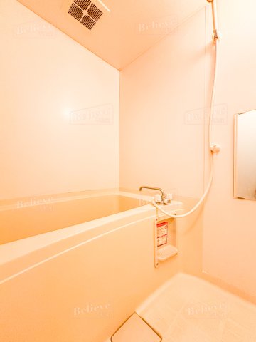 バス・シャワールーム　綺麗なお風呂です♪