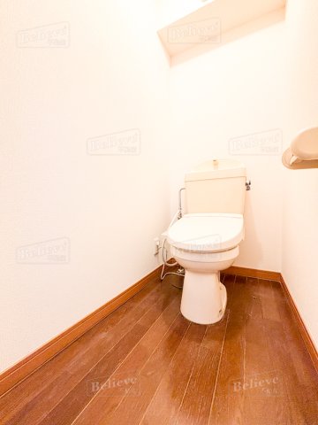 トイレ　嬉しい温水洗浄便座付き★