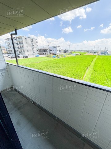 バルコニー　日当たりの良いバルコニー♪