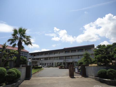 小学校　倉敷市立粒江小学校（小学校）まで1263m