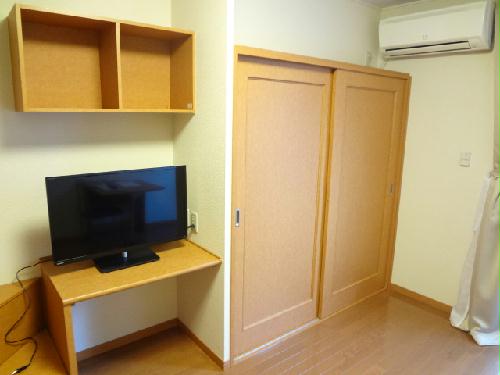 その他　テレビ、クローゼット、エアコン