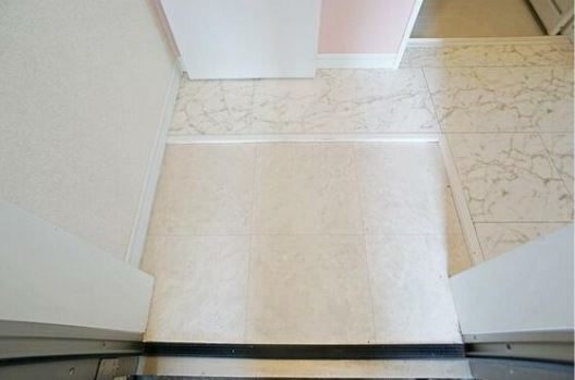 玄関　同タイプ別部屋参考写真