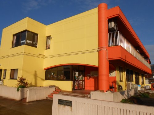 幼稚園・保育園　見附市立名木野保育園（幼稚園・保育園）まで885m