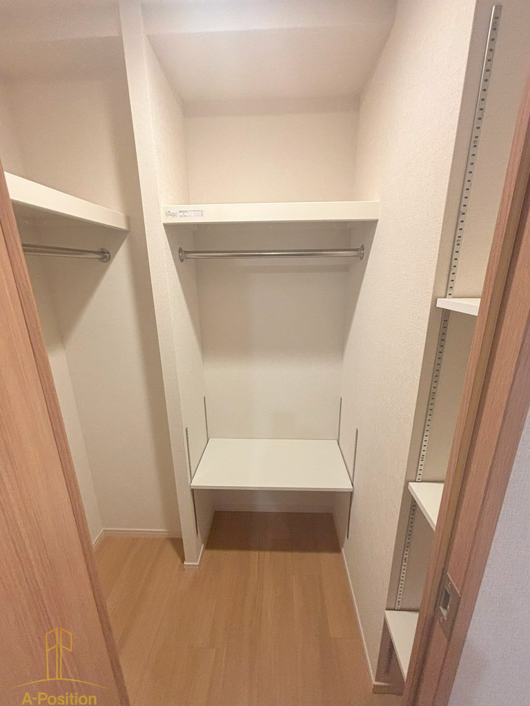 収納　スプランディッド本町グラン