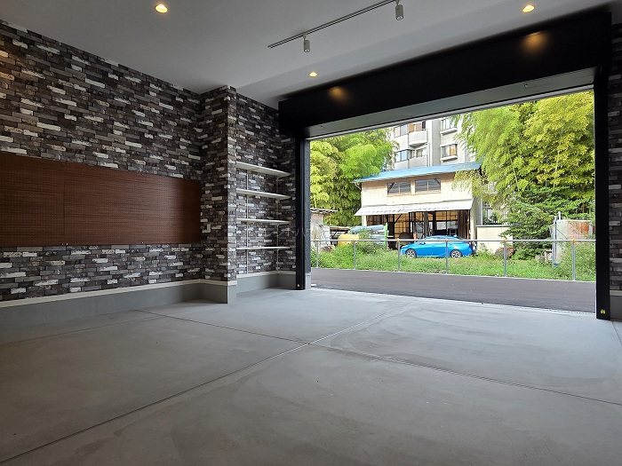 その他　1階ガレージ