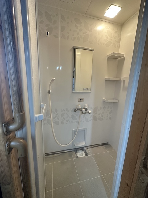 バス・シャワールーム