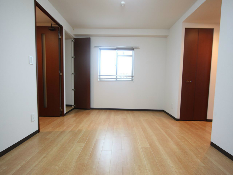 その他部屋・スペース　ＬＤＫ9.8帖　エアコン付　角部屋　窓付（換気良好）