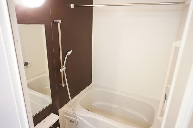 バス・シャワールーム　日々の疲れを癒すお風呂付です