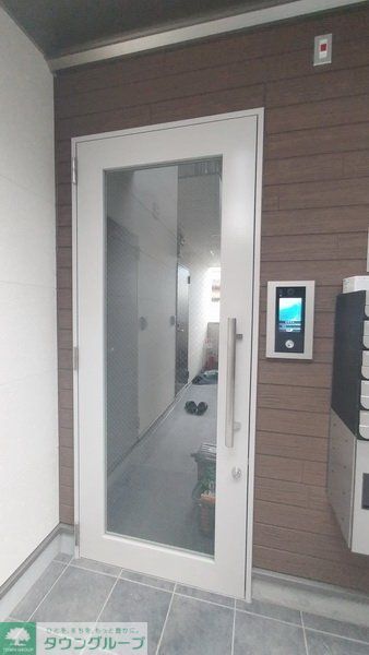 エントランス　エントランス