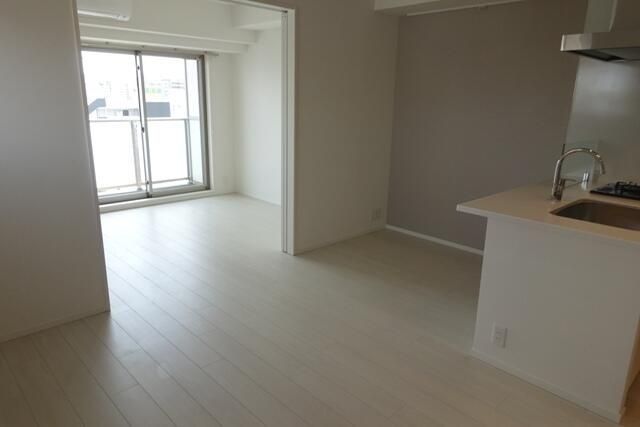 居室・リビング　写真は同タイプ住居です。