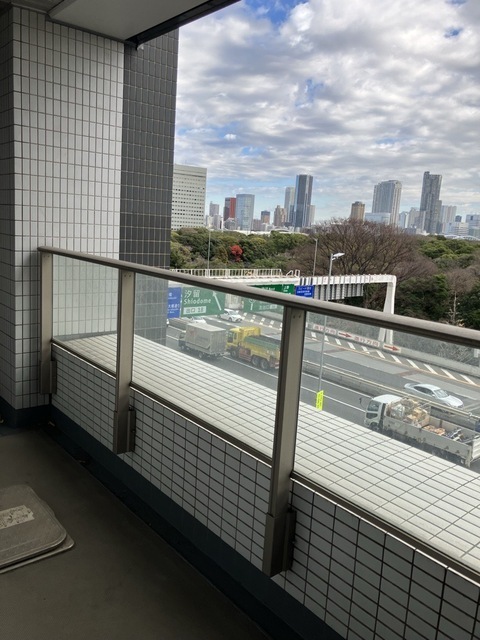 バルコニー　バルコニー