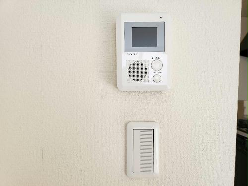 セキュリティ　モニター付きインターフォン