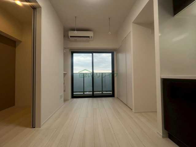 居室・リビング　※参考写真です。同じ間取りの別部屋になります。