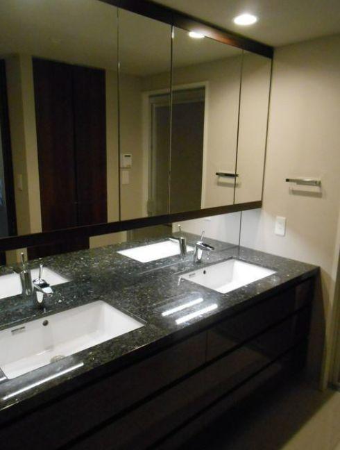 洗面設備　※別部屋の参考写真です。